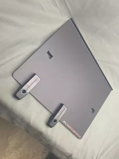 Studio Logic Magnetic Computer Plate 2